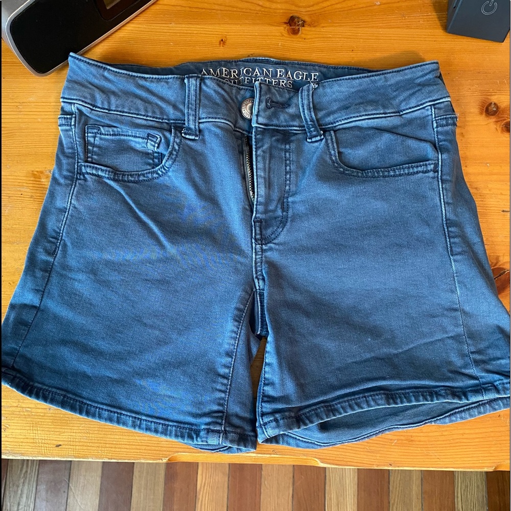 AE shorts